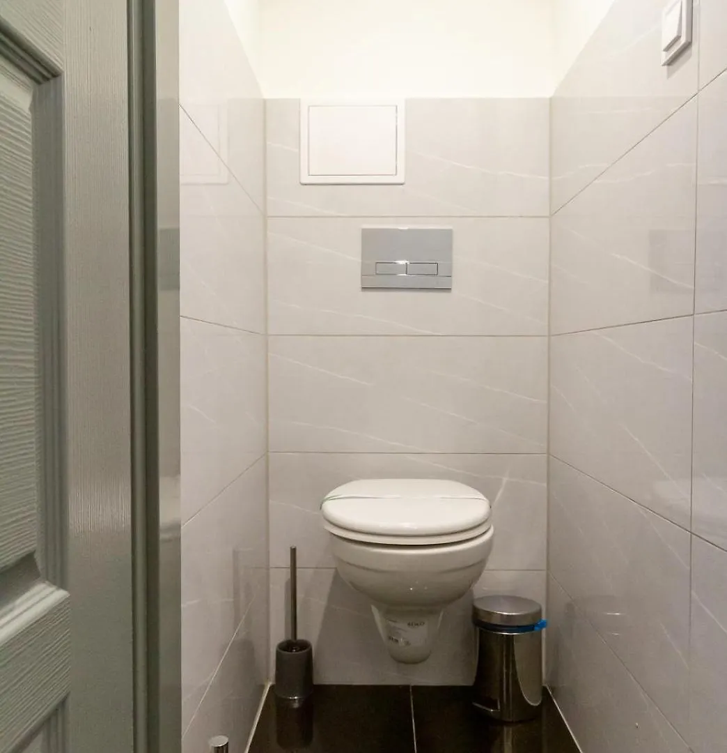Galerie Vibes In Josika Street By Nw Apartment Budapest