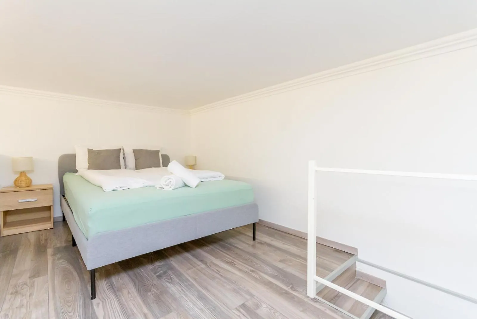 Galerie Vibes In Josika Street By Nw Apartment Budapest