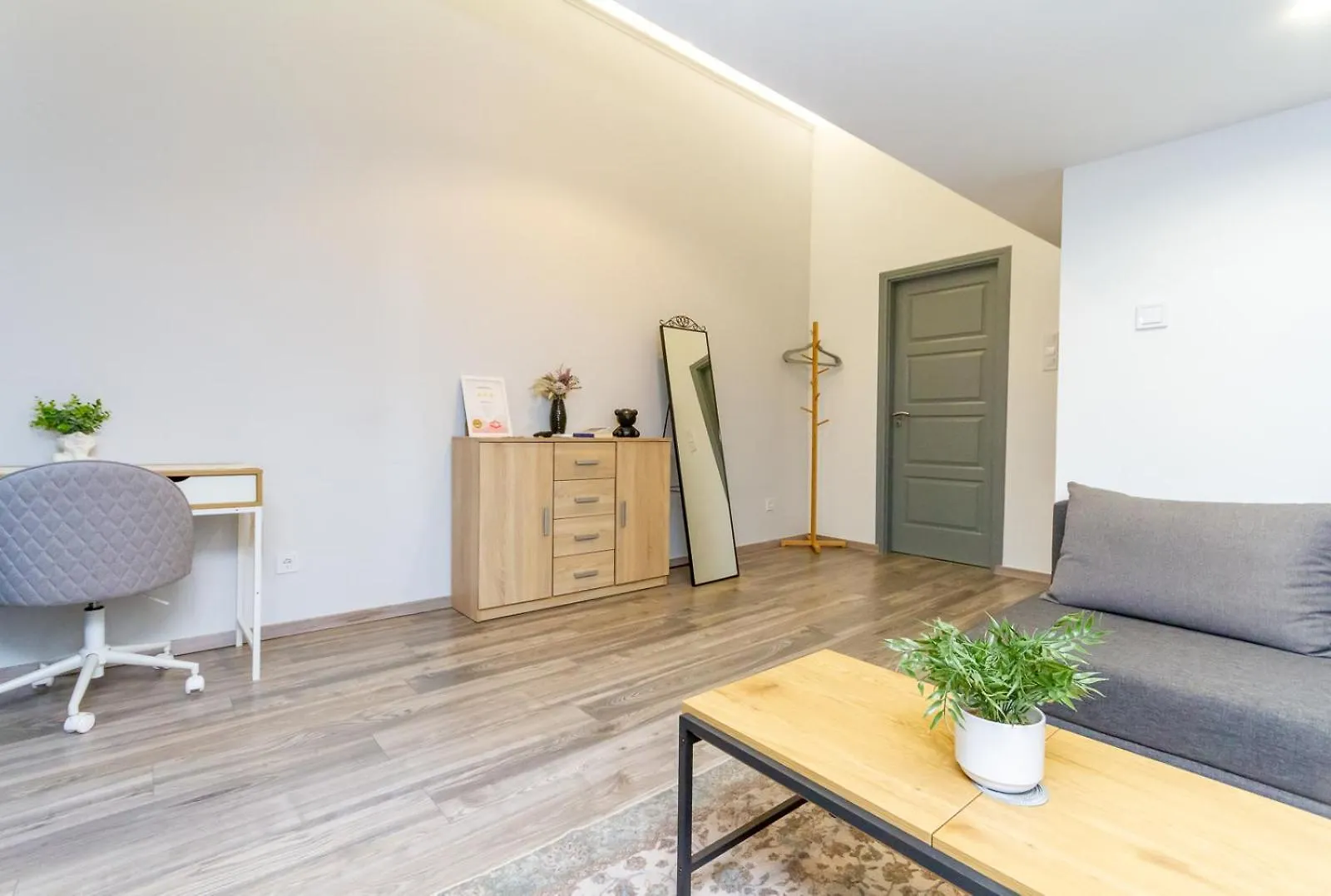 Galerie Vibes In Josika Street By Nw Apartment Budapest